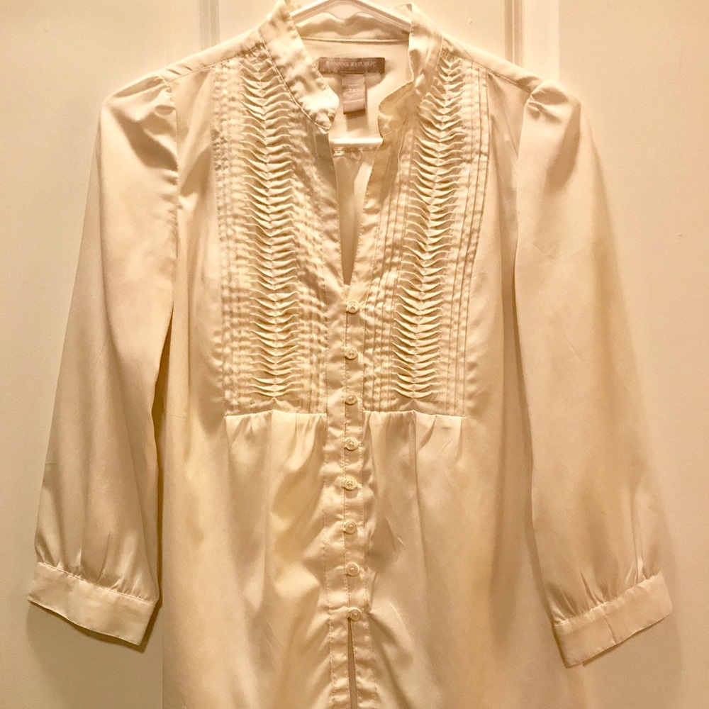 Banana Republic Cream Colored Blouse